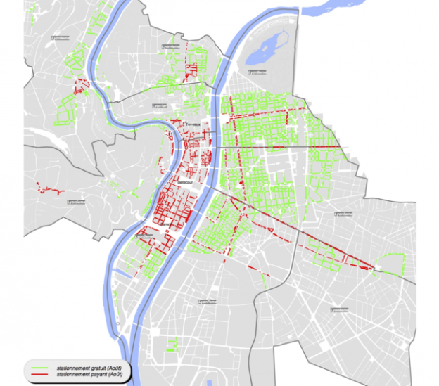 La-carte-2017-des-stationnements-gratuits-a-Lyon_image-gauche